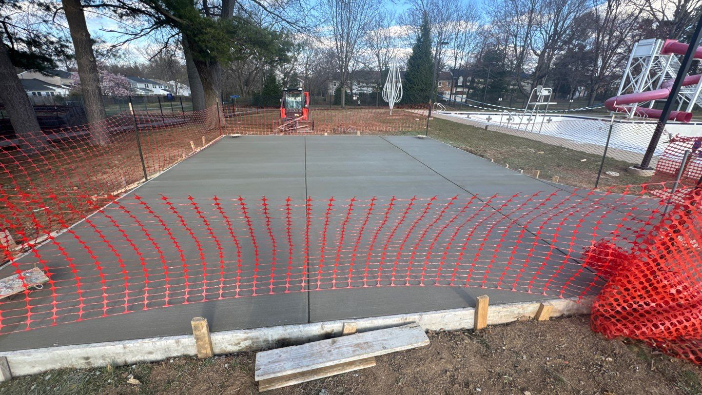 Swansfield Pool Concrete Pad